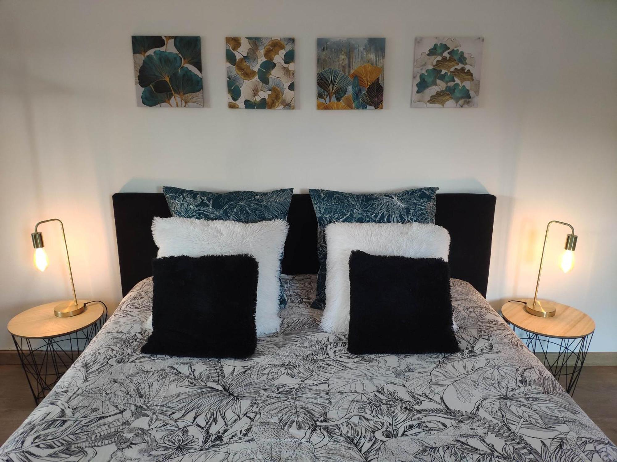 La Tourelle Suite Cosy Entre Vignoble Aixois Et Luberon Le Puy-Sainte-Réparade Extérieur photo
