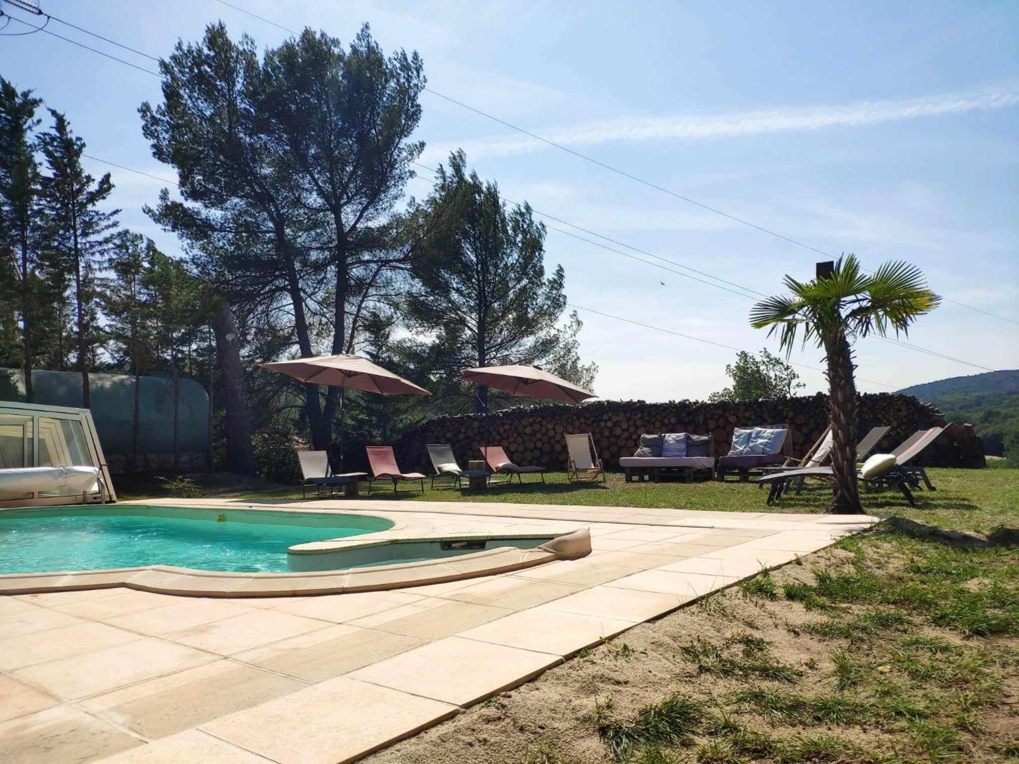 La Tourelle Suite Cosy Entre Vignoble Aixois Et Luberon Le Puy-Sainte-Réparade Extérieur photo